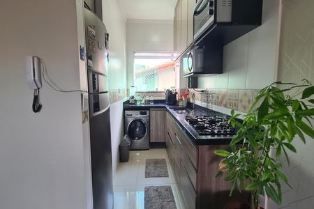 Apartamento para alugar com 50m², 2 quartos e sem vaga Apartamento para alugar com 50m², 2 quartos e sem vagaCozinha e Área de Serviço