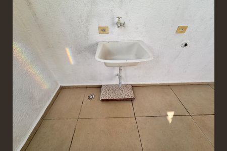 Apartamento à venda com 104m², 2 quartos e 2 vagasLavanderia