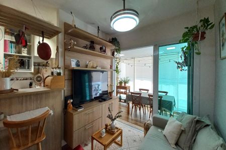 Apartamento à venda com 66m², 2 quartos e 1 vagaSala