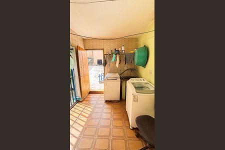 Casa à venda com 300m², 4 quartos e 2 vagasÁrea de Serviço