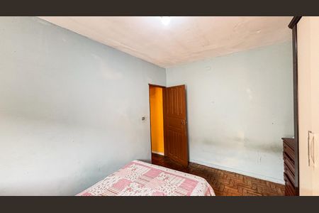 Casa à venda com 300m², 4 quartos e 2 vagas Casa à venda com 300m², 4 quartos e 2 vagasCasa 1 - Quarto 2