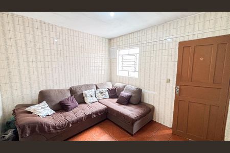 Casa à venda com 300m², 4 quartos e 2 vagasCasa 1 - Sala