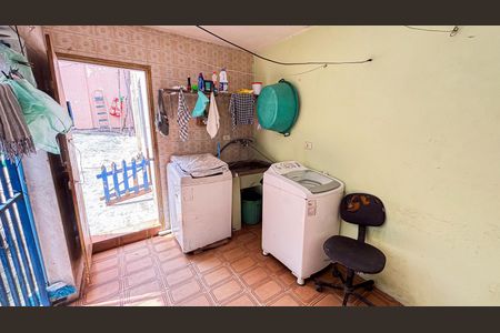 Casa à venda com 300m², 4 quartos e 2 vagas Casa à venda com 300m², 4 quartos e 2 vagasÁrea de Serviço