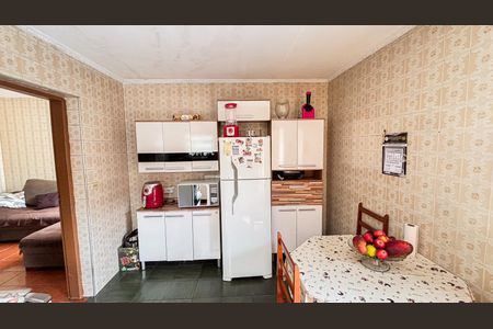 Casa à venda com 300m², 4 quartos e 2 vagas Casa à venda com 300m², 4 quartos e 2 vagasCasa 1 - Cozinha