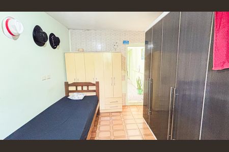 Casa à venda com 300m², 4 quartos e 2 vagasCasa 2 - Quarto 2