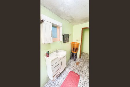 Casa à venda com 300m², 4 quartos e 2 vagas Casa à venda com 300m², 4 quartos e 2 vagasCasa 2 - Banheiro