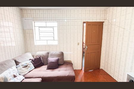 Casa à venda com 300m², 4 quartos e 2 vagas Casa à venda com 300m², 4 quartos e 2 vagasCasa 1 - Sala