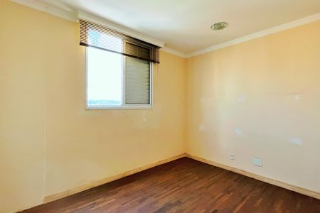 Apartamento à venda com 182m², 3 quartos e 2 vagasQuarto 1