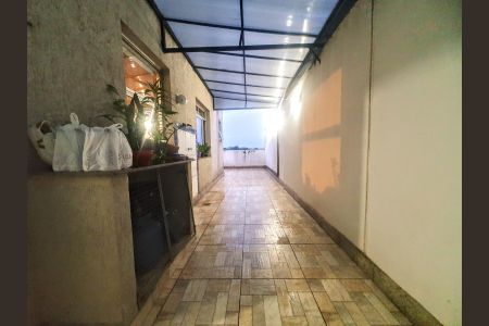 Apartamento à venda com 80m², 2 quartos e 2 vagasÁrea de Serviço