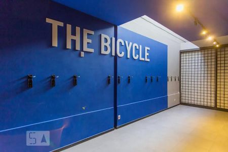 Studio para alugar com 32m², 1 quarto e sem vaga Studio para alugar com 32m², 1 quarto e sem vagaÁrea comum - Bicicletário