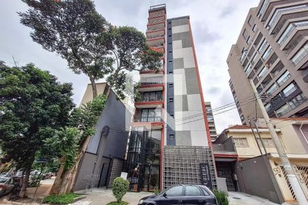 Studio para alugar com 32m², 1 quarto e sem vaga Studio para alugar com 32m², 1 quarto e sem vagaFachada