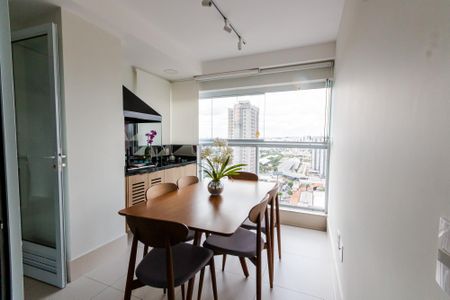 Apartamento à venda com 78m², 2 quartos e 2 vagas Apartamento à venda com 78m², 2 quartos e 2 vagasVaranda