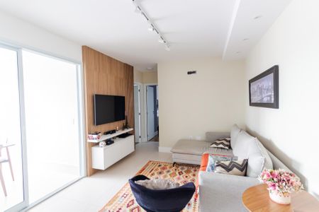Apartamento à venda com 78m², 2 quartos e 2 vagas Apartamento à venda com 78m², 2 quartos e 2 vagasSala