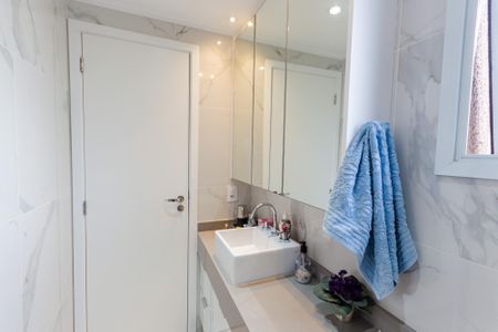 Apartamento à venda com 78m², 2 quartos e 2 vagas Apartamento à venda com 78m², 2 quartos e 2 vagasBanheiro da Suíte 2