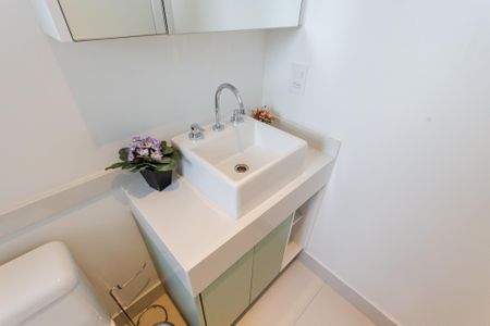 Apartamento à venda com 78m², 2 quartos e 2 vagas Apartamento à venda com 78m², 2 quartos e 2 vagasPia