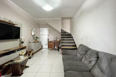 Casa à venda com 66m², 2 quartos e 1 vagaSala