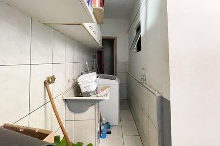 Casa à venda com 66m², 2 quartos e 1 vagaÁrea de Serviço