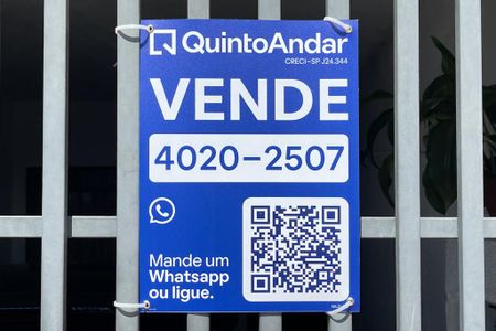 Casa à venda com 66m², 2 quartos e 1 vagaFachada e placa