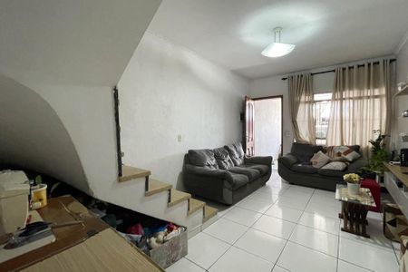 Casa à venda com 66m², 2 quartos e 1 vagaSala