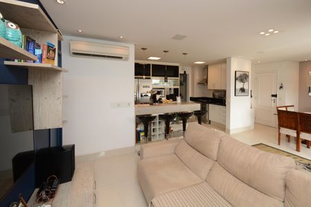 Apartamento à venda com 93m², 2 quartos e 2 vagasSala