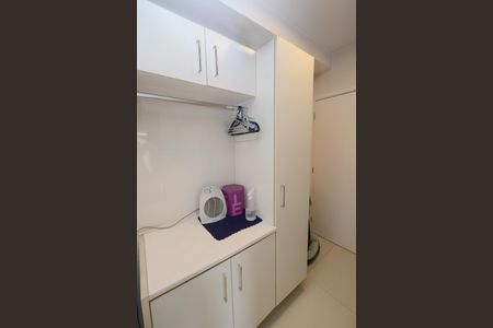 Apartamento à venda com 93m², 2 quartos e 2 vagasDetalhe da area de serviço