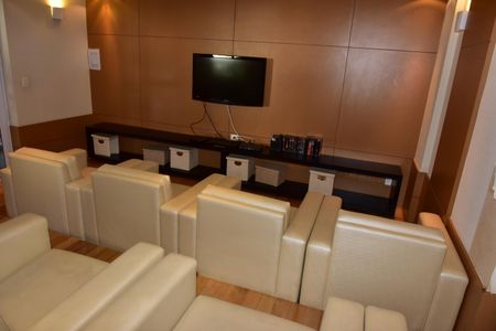 Apartamento à venda com 93m², 2 quartos e 2 vagasÁrea comum - Cinema