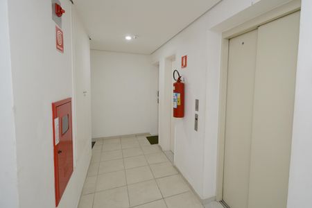 Apartamento à venda com 93m², 2 quartos e 2 vagasHall de serviço