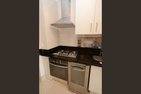 Apartamento à venda com 93m², 2 quartos e 2 vagasDetalhe da cozinha