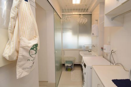 Apartamento à venda com 93m², 2 quartos e 2 vagasÁrea de Serviço