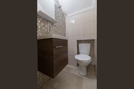 Casa à venda com 165m², 3 quartos e 6 vagasBanheiro Suíte 3