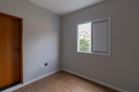 Casa à venda com 165m², 3 quartos e 6 vagasSuíte 2