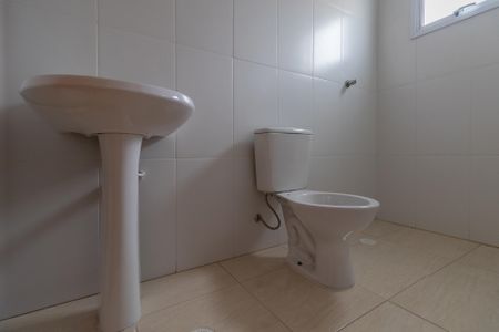 Casa à venda com 165m², 3 quartos e 6 vagasBanheiro Suíte 2