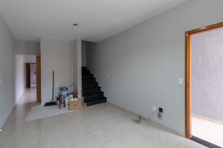 Casa à venda com 165m², 3 quartos e 6 vagasSala