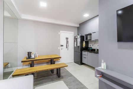 Apartamento à venda com 65m², 2 quartos e 1 vaga Apartamento à venda com 65m², 2 quartos e 1 vagaSala
