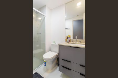 Apartamento à venda com 65m², 2 quartos e 1 vaga Apartamento à venda com 65m², 2 quartos e 1 vagaBanheiro Social