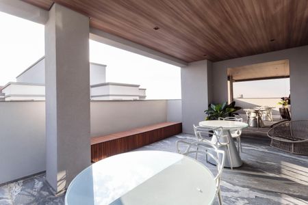 Apartamento à venda com 65m², 2 quartos e 1 vaga Apartamento à venda com 65m², 2 quartos e 1 vagaÁrea comum - Salão de festas