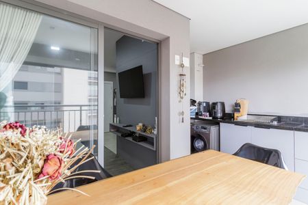 Apartamento à venda com 65m², 2 quartos e 1 vaga Apartamento à venda com 65m², 2 quartos e 1 vagaVaranda da Sala