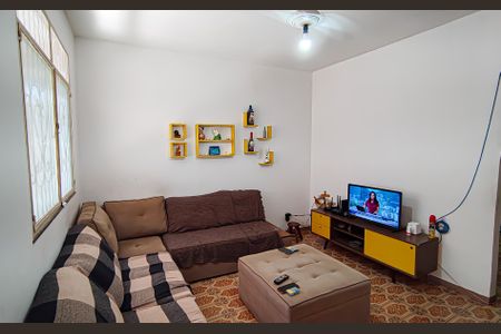 Casa à venda com 230m², 3 quartos e 1 vagaSala