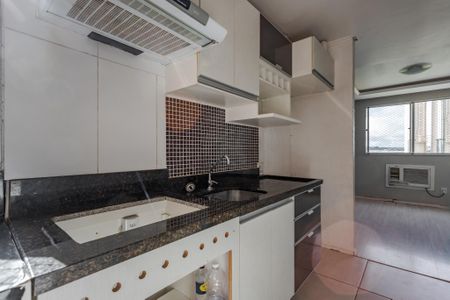 Apartamento para alugar com 37m², 2 quartos e 1 vaga Apartamento para alugar com 37m², 2 quartos e 1 vagaCozinha e Área de Serviço