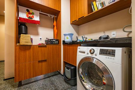 Apartamento à venda com 173m², 2 quartos e 2 vagasLavanderia