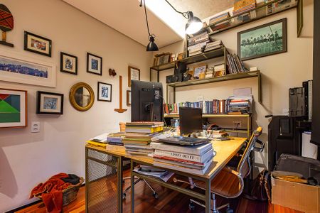 Apartamento à venda com 173m², 2 quartos e 2 vagasSuíte 3