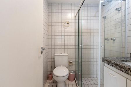 Studio para alugar com 28m², 1 quarto e 1 vaga Studio para alugar com 28m², 1 quarto e 1 vagaBanheiro