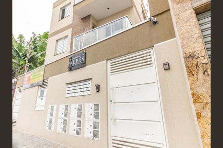 Casa para alugar com 49m², 2 quartos e sem vagaFachada