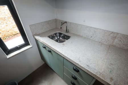 Casa de condomínio à venda com 192m², 5 quartos e 3 vagasCasa 1 - Sala e Cozinha