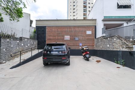 Casa de condomínio à venda com 192m², 5 quartos e 3 vagasFachada