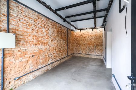 Casa de condomínio à venda com 192m², 5 quartos e 3 vagasCasa 4 - Quarto e cozinha