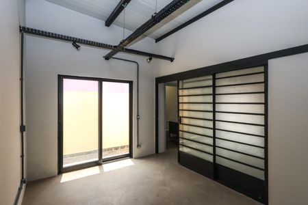 Casa de condomínio à venda com 192m², 5 quartos e 3 vagasCasa 3 - Quarto