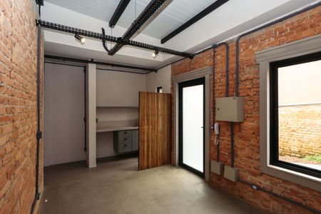 Casa de condomínio à venda com 192m², 5 quartos e 3 vagasCasa 2 - Sala e Cozinha