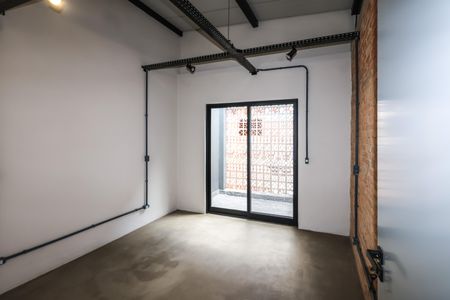 Casa de condomínio à venda com 192m², 5 quartos e 3 vagasCasa 1 - Quarto