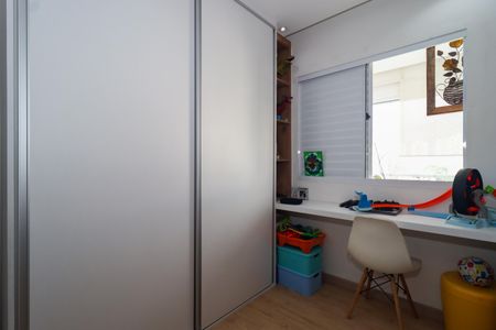 Apartamento à venda com 98m², 3 quartos e 2 vagasQuarto 3